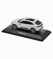  Porsche Macan Turbo (H2)