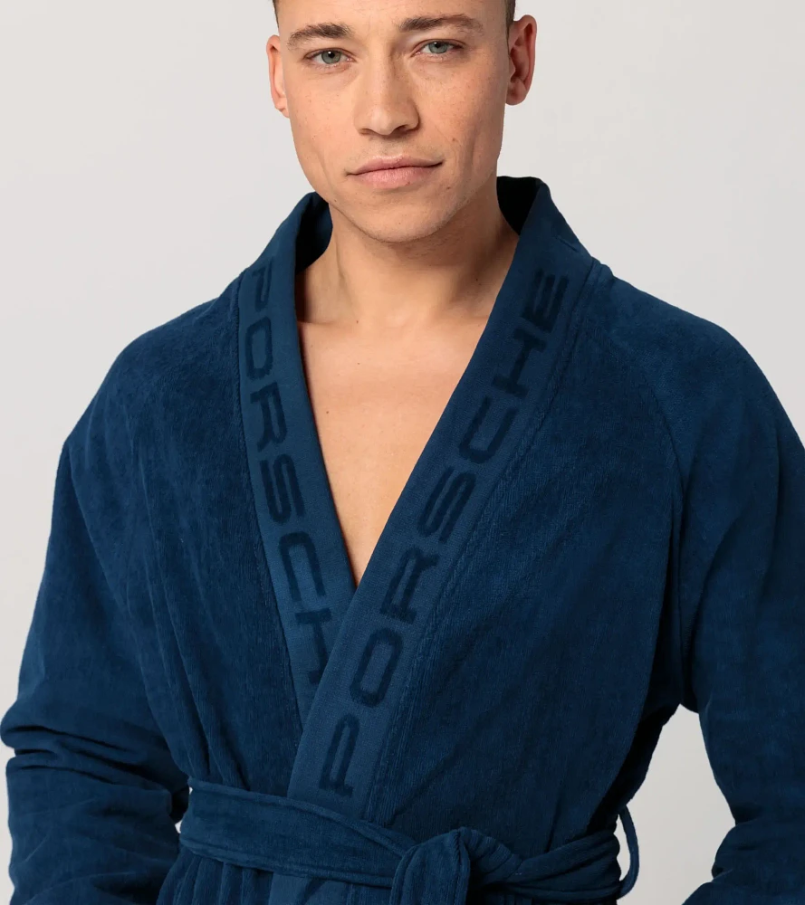 Long bathrobe