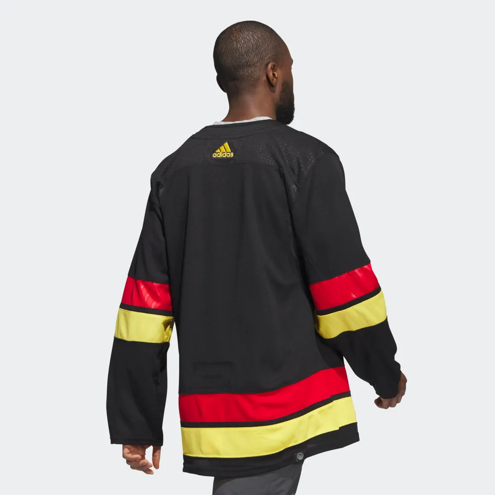 Adidas Men's adidas Black Vancouver Canucks Alternate - 2022/23