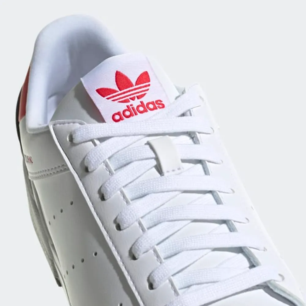 Tenis adidas Court Tourino