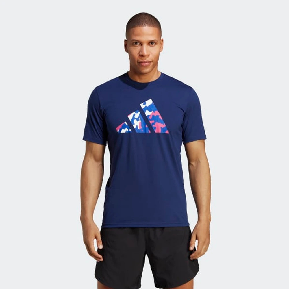 Playera De Entrenamiento Essentials Seasonal Logo