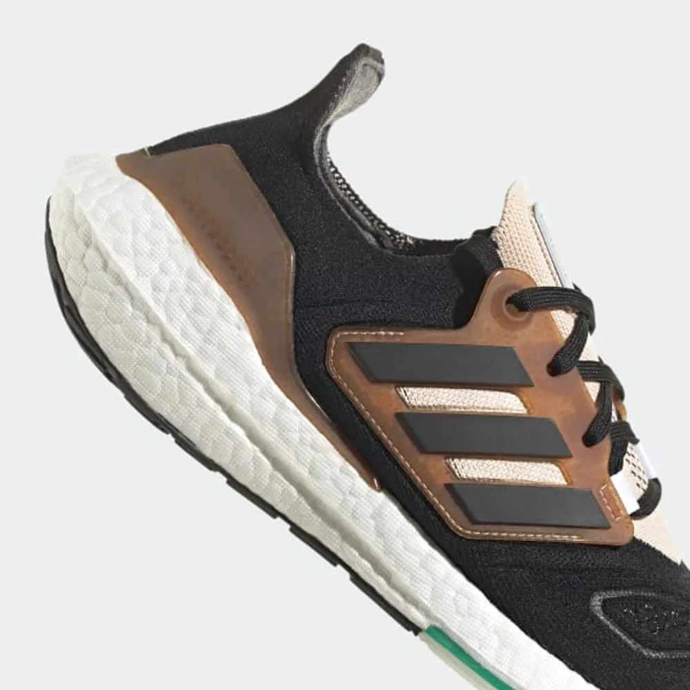 Tenis Ultraboost 22 Made with Nature