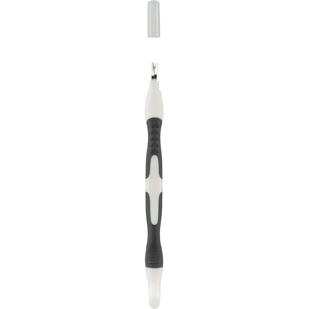 Dual-Ended Cuticle Pusher and Trimmer