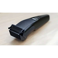 Beard Trimmer 3000 with Hair Lift&Trim Comb, BT3222/14