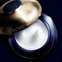 Orchidée Impériale The Molecular Concentrate Eye Cream