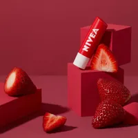 NIVEA Strawberry Shine Lip Balm (2x4.8g)