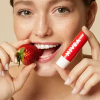 NIVEA Strawberry Shine Lip Balm (2x4.8g)