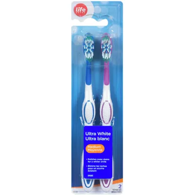 Ultra White Toothbrushes Medium