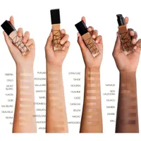 Natural Radiant Longwear Foundation