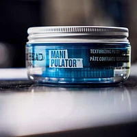 Manipulator texturizing Putty with Firm Hold