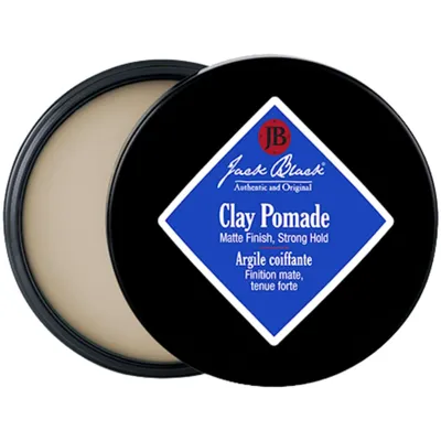 Clay Pomade
Matte finish & strong hold