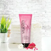 Pomegranate Bellini Blush Paraben & Dye Free Mositurizing Body Wash