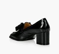 BEGONIA HEELED LOAFER