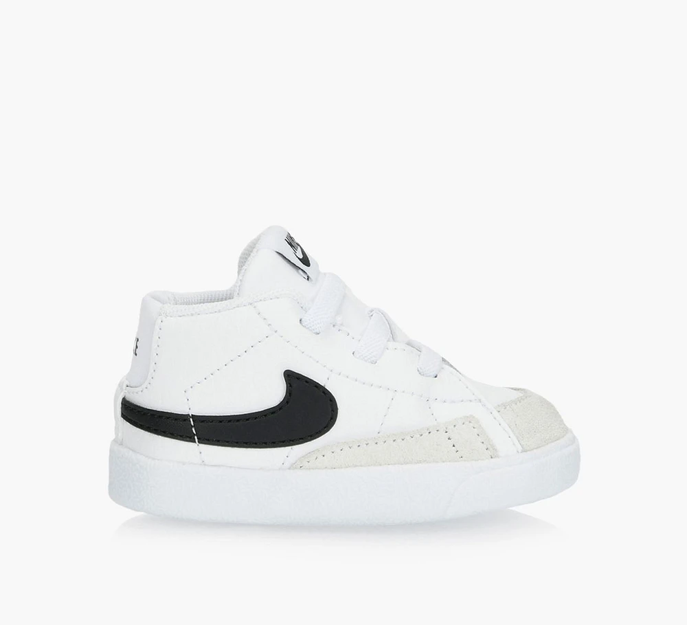 NIKE BLAZER MID