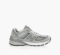 990