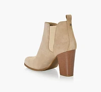 EVALINE HEELED BOOTIE