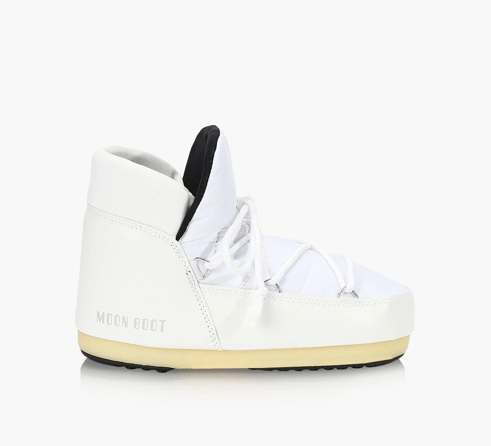 MOON BOOT PUMPS