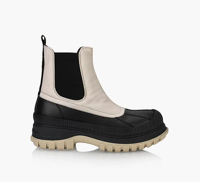 OUTDOOR CHELSEA BOOT