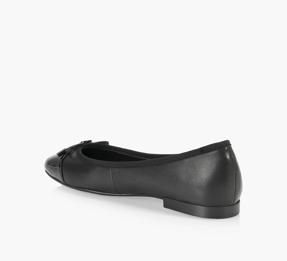 ZARI FLAT