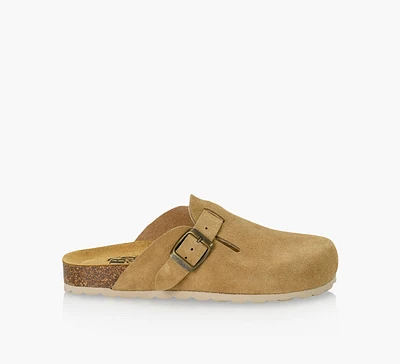 AUGUST CLOG
