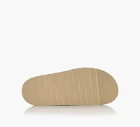 SYRAX SLIP ON