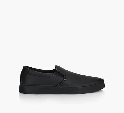 RHYS SLIP ON