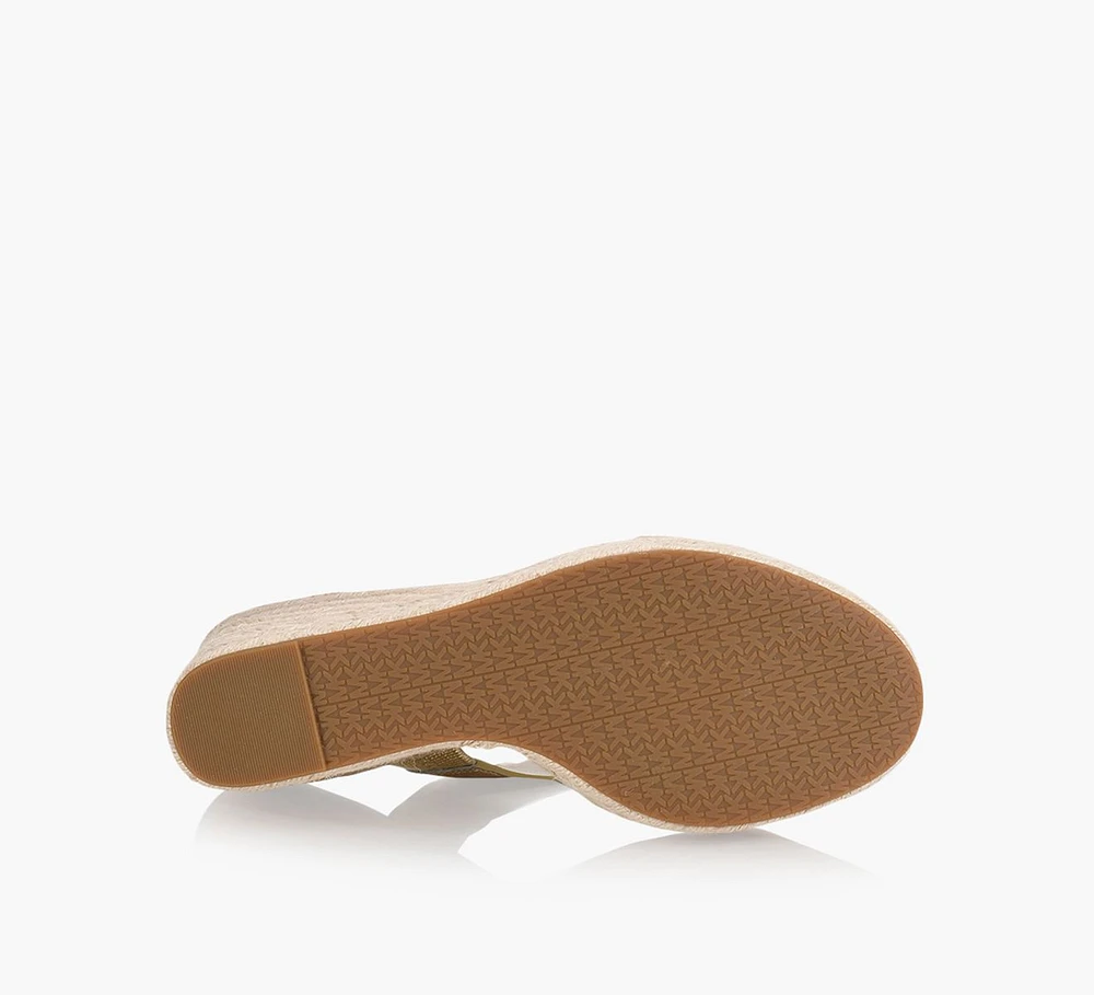 LUCINDA WEDGE