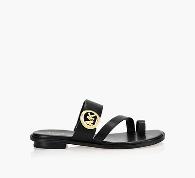 VERA FLAT THONG