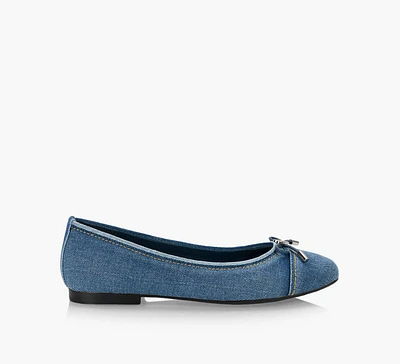 ZARI FLAT