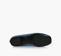ZARI FLAT