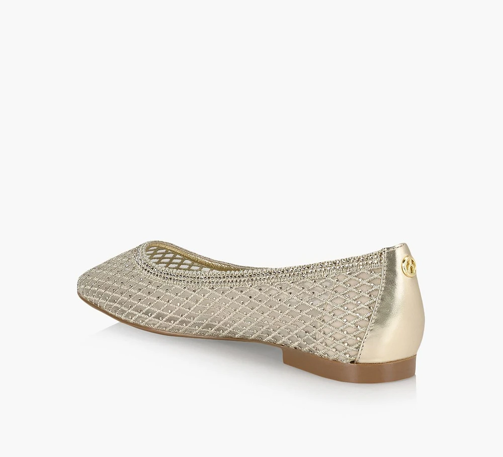 ZENDAYA MESH FLAT