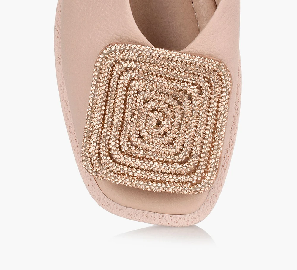 ANNIKA SANDAL