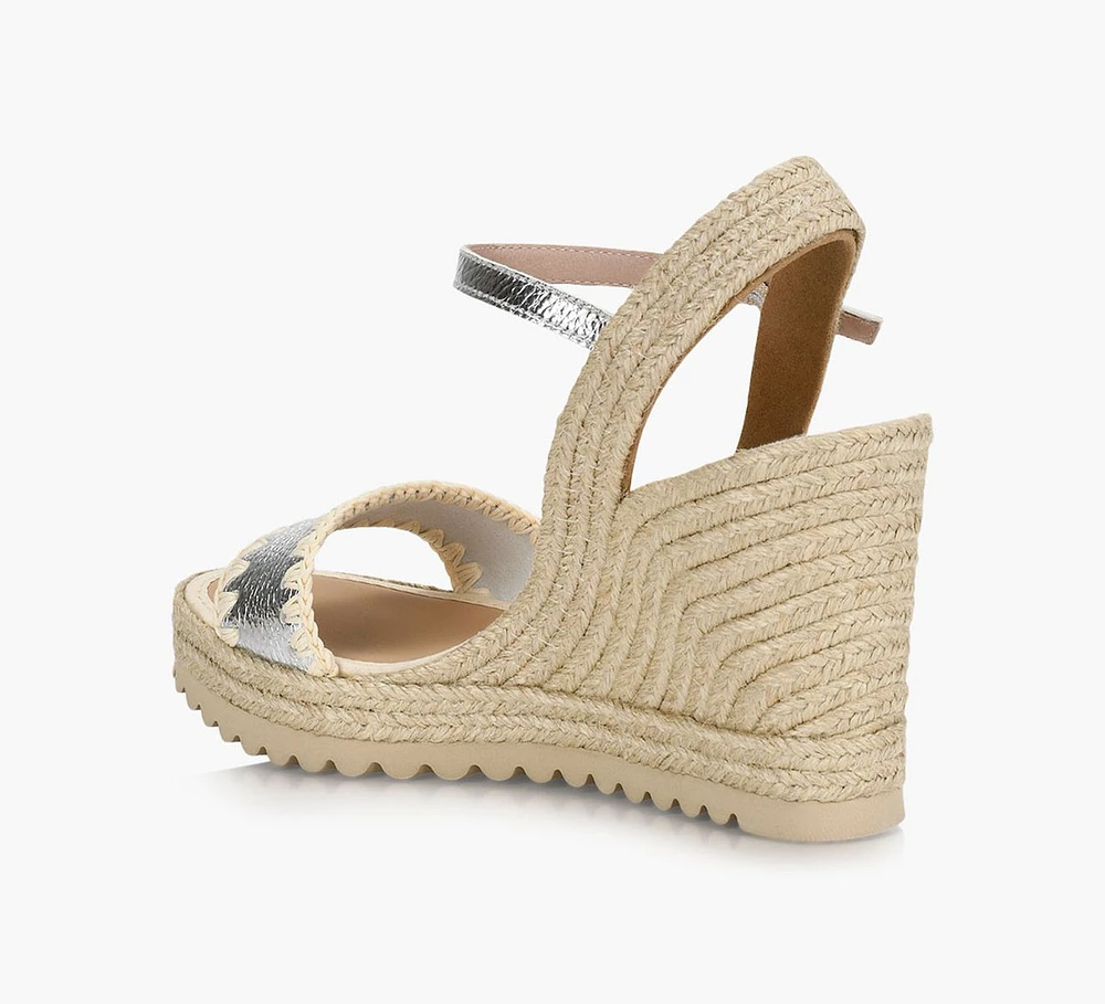 CAPE WEDGE SANDAL