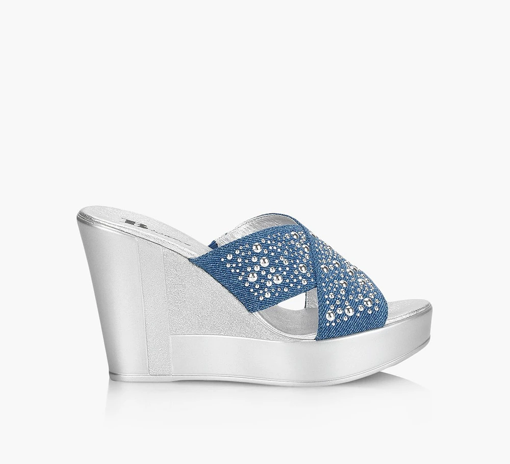 WATERFALL WEDGE SANDAL