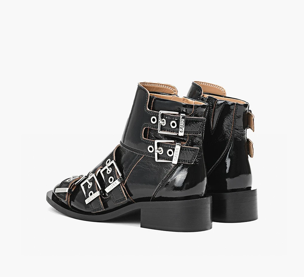 FEMININE BUCKLE BOOT