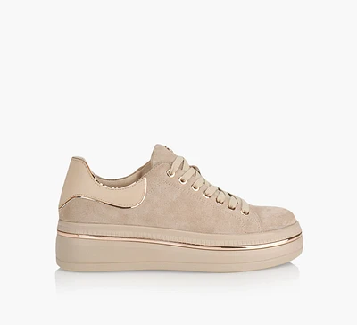LYLA SNEAKER
