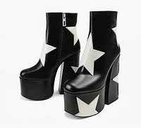 THE KIKI PLATFORM BOOT