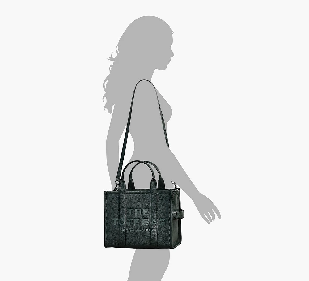 THE MEDIUM TOTE