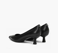 ODETTE PUMP