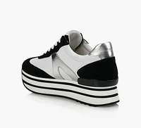 URSULA SNEAKER