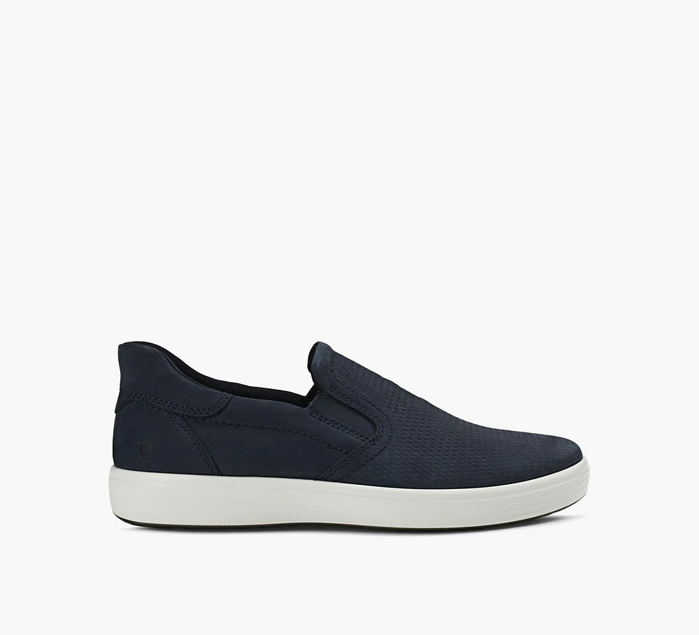 SOFT 7 M SLIP ON