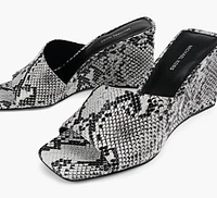 MERRIAM WEDGE