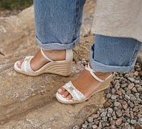 MANDY WEDGE