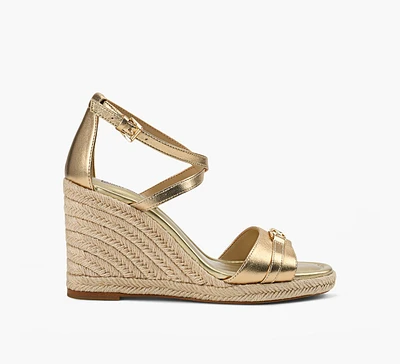 MANDY WEDGE