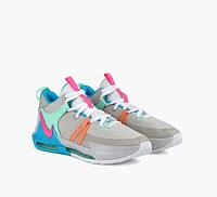LEBRON WITNESS 7