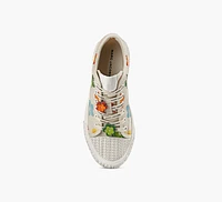 THE DAISY CANVAS SNEAKER