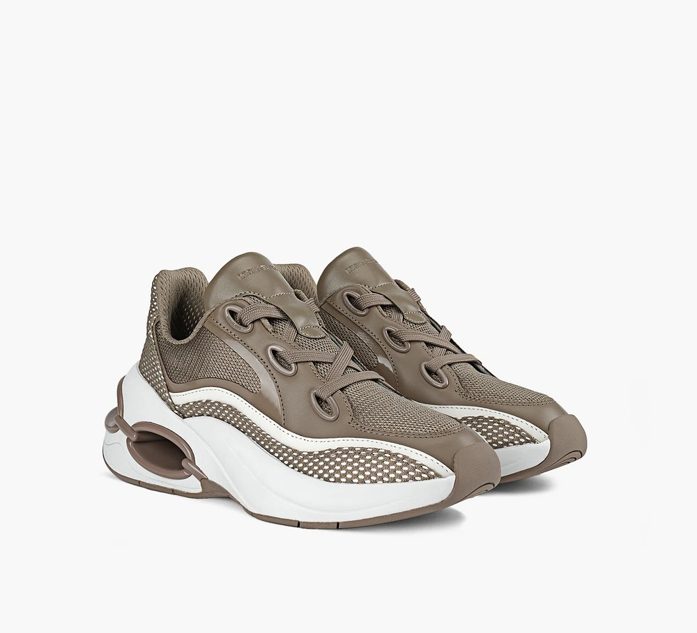 TONI TRAINER