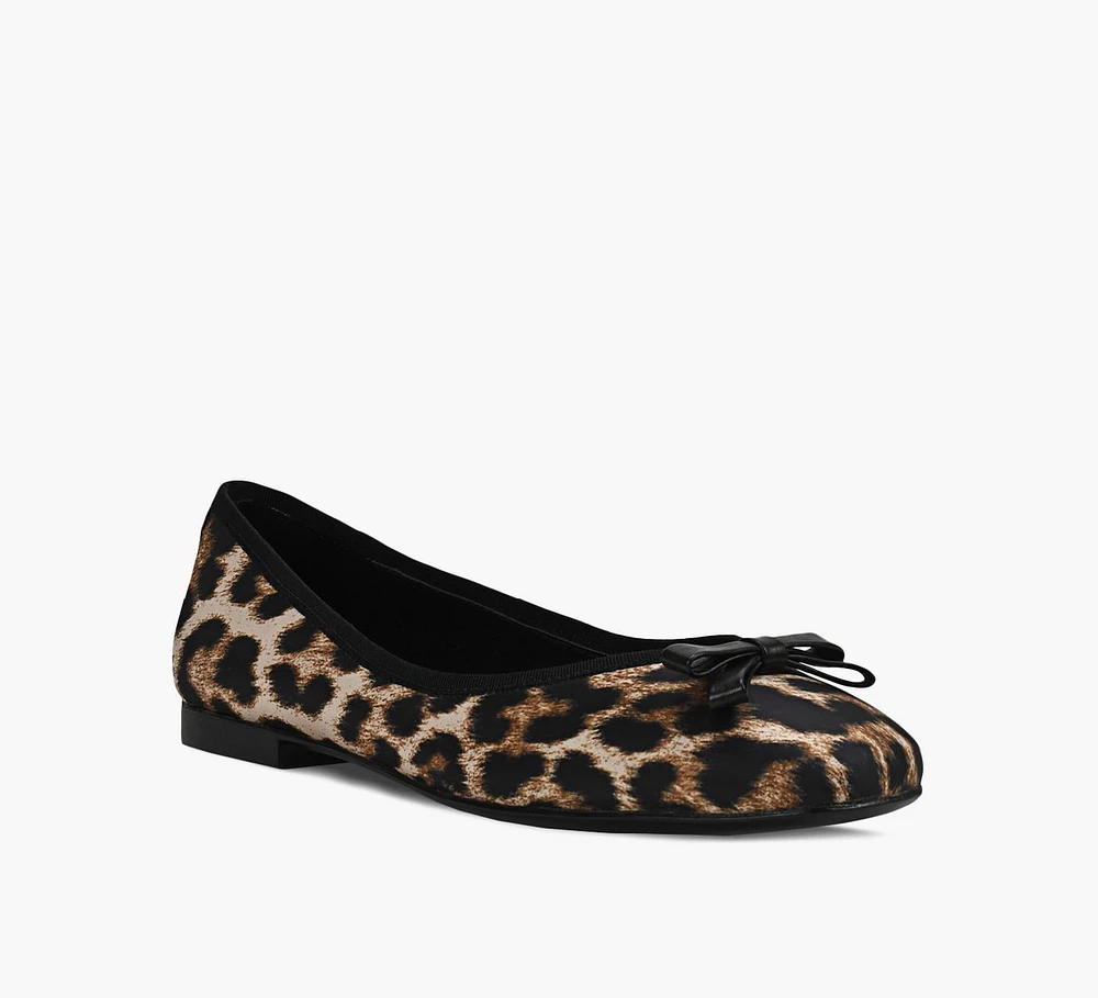 ZARIA FLAT
