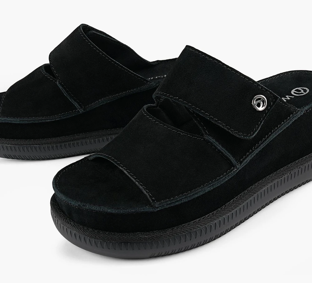 ELLE WEDGE SANDAL