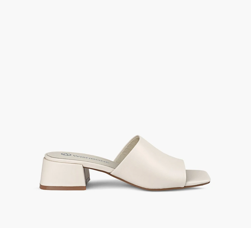 ISHA SANDAL